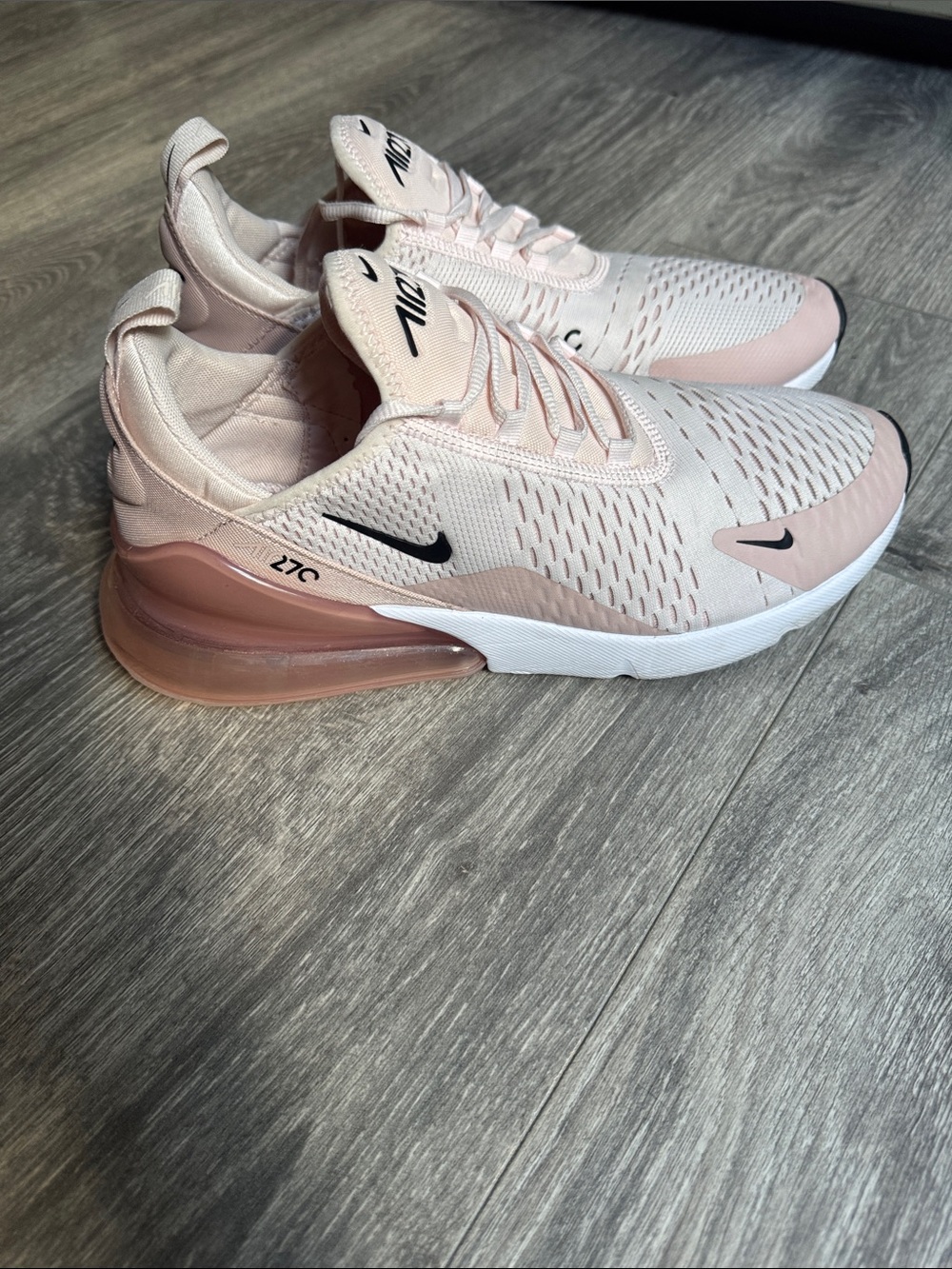 Nike Women’s Air Max 270 Light Pink and White Athletic Sneakers